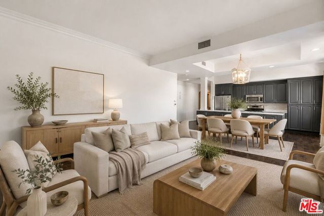 234 S Gale Drive 209, Beverly Hills, CA 90211