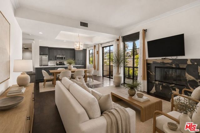 234 S Gale Drive 209, Beverly Hills, CA 90211