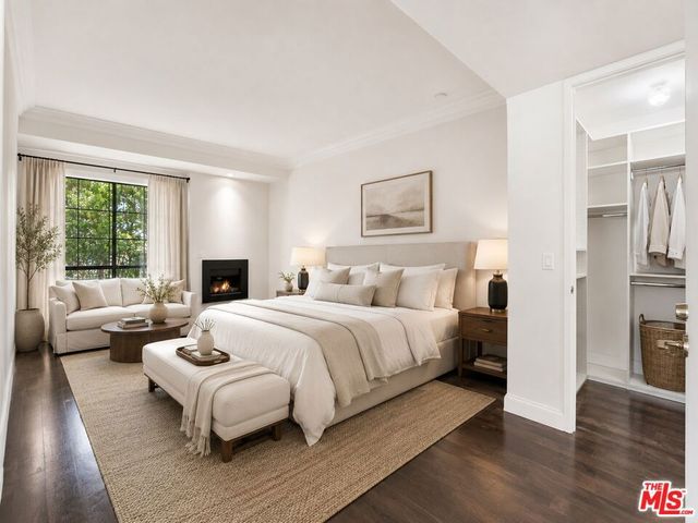 234 S Gale Drive 209, Beverly Hills, CA 90211