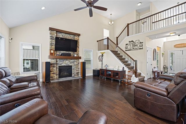 310 Edenmore Street, Wadsworth, OH 44281