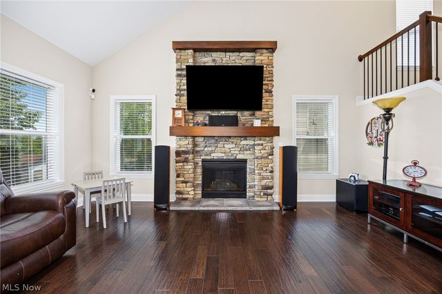 310 Edenmore Street, Wadsworth, OH 44281