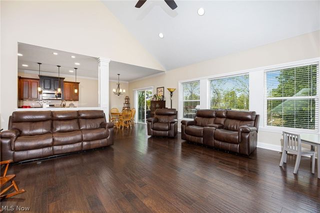 310 Edenmore Street, Wadsworth, OH 44281