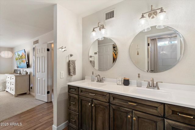 6905 E KELTON Lane, Scottsdale, AZ 85254