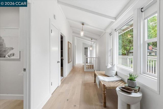 3 Mountain View Pl, Lafayette, CA 94549