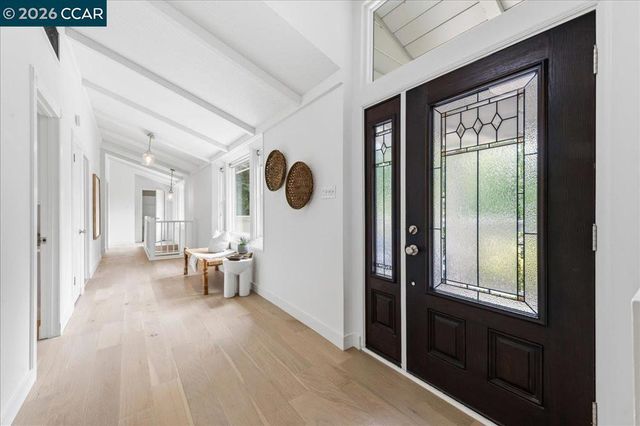 3 Mountain View Pl, Lafayette, CA 94549