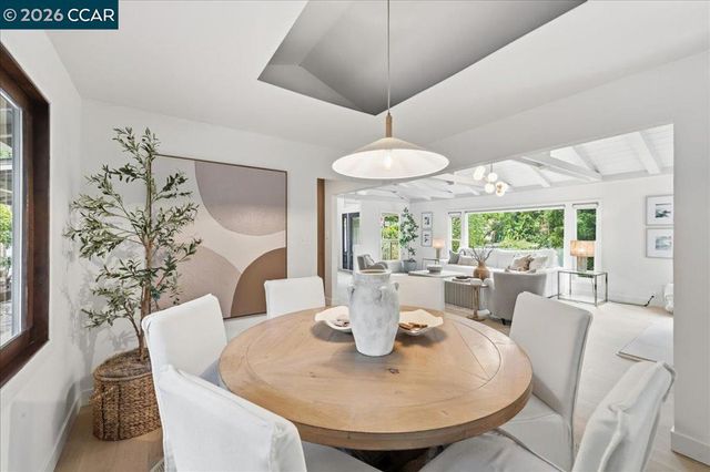 3 Mountain View Pl, Lafayette, CA 94549