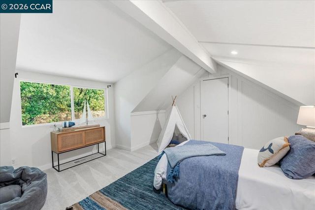 3 Mountain View Pl, Lafayette, CA 94549