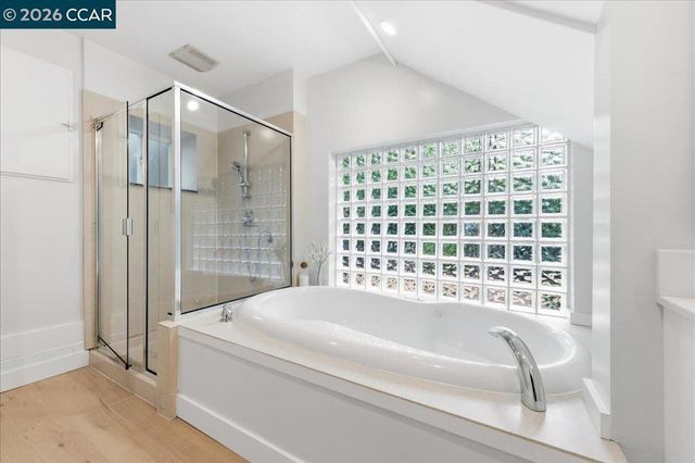 3 Mountain View Pl, Lafayette, CA 94549