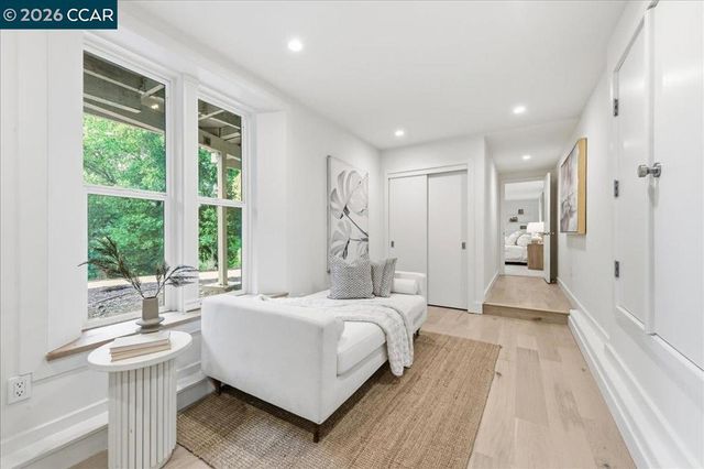 3 Mountain View Pl, Lafayette, CA 94549