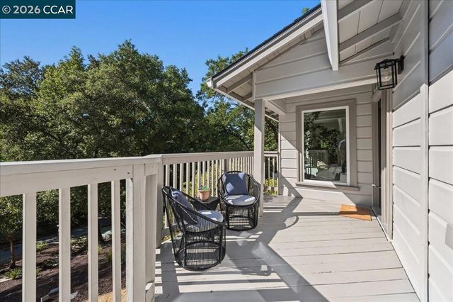 3 Mountain View Pl, Lafayette, CA 94549