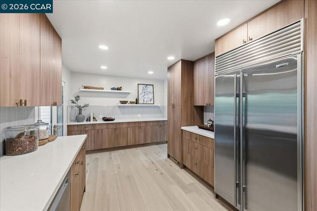 3 Mountain View Pl, Lafayette, CA 94549