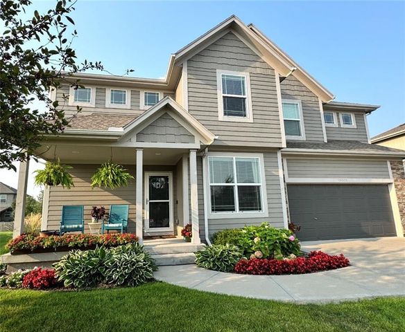 19005 W 166th Street, Olathe, KS 66062