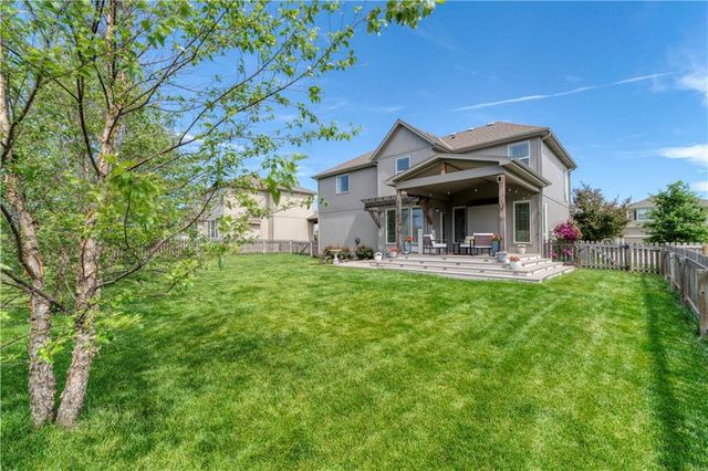 19005 W 166th Street, Olathe, KS 66062