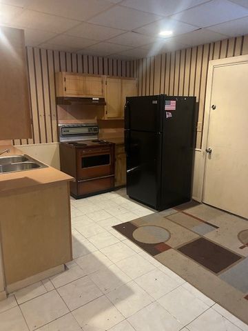 860 Boulevard Street, Shreveport, LA 71104