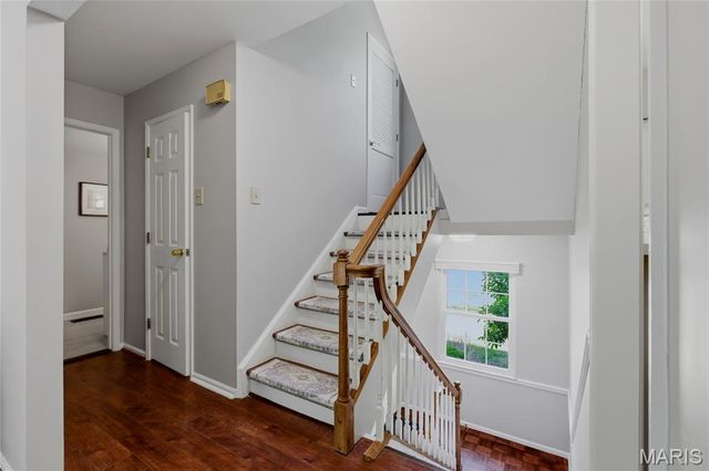 118 Conway Cove Drive, Chesterfield, MO 63017