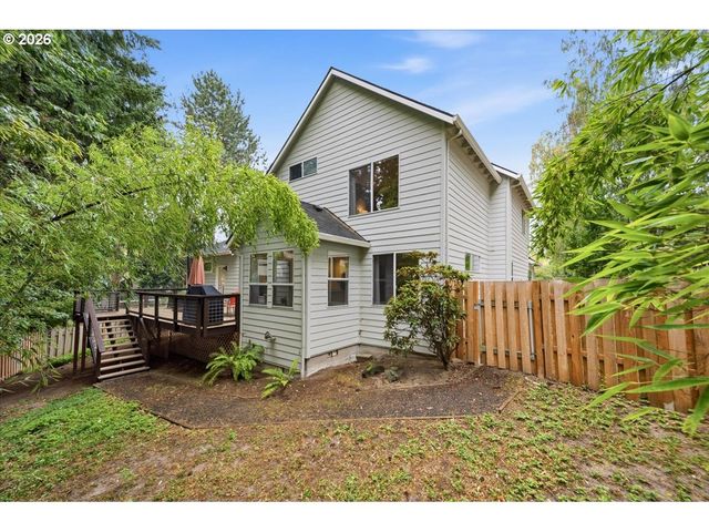5702 Sw SEYMOUR St, Portland, OR 97221