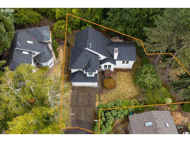 5702 Sw SEYMOUR St, Portland, OR 97221