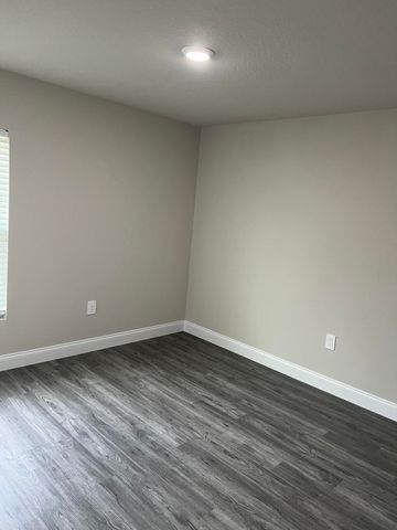 850 San Filippo Drive SE, Palm Bay, FL 32909