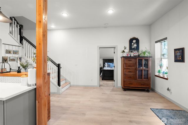 698 6th Avenue W, Tenino, WA 98589