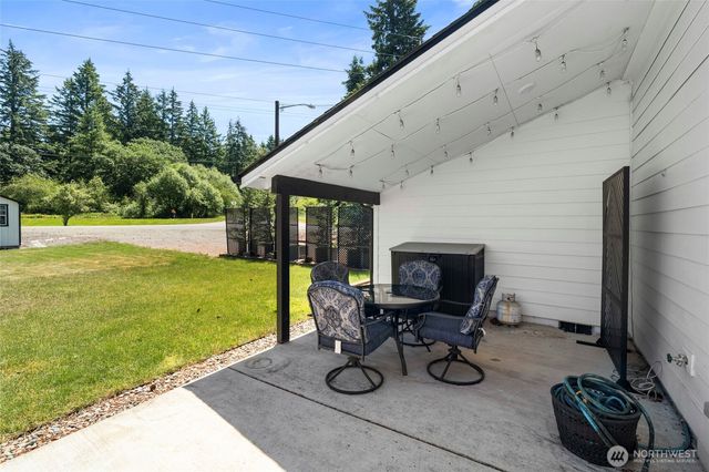 698 6th Avenue W, Tenino, WA 98589