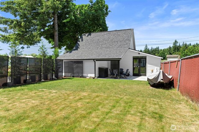 698 6th Avenue W, Tenino, WA 98589