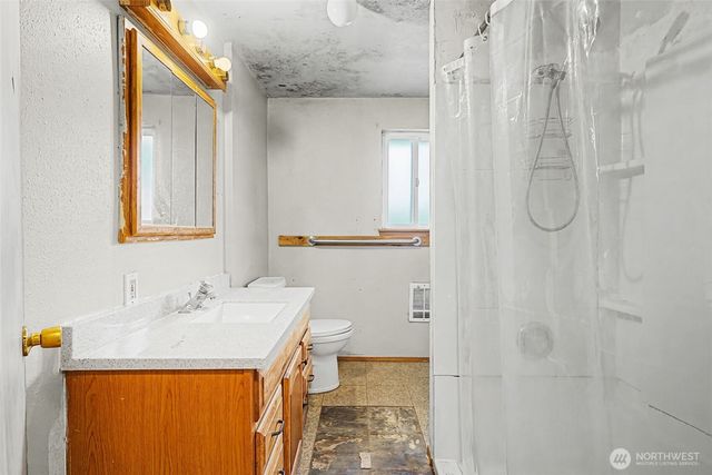 8418 S Thompson Avenue, Tacoma, WA 98444