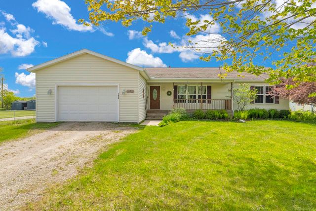 7400 Woodbine Road, Lexington, MI 48450