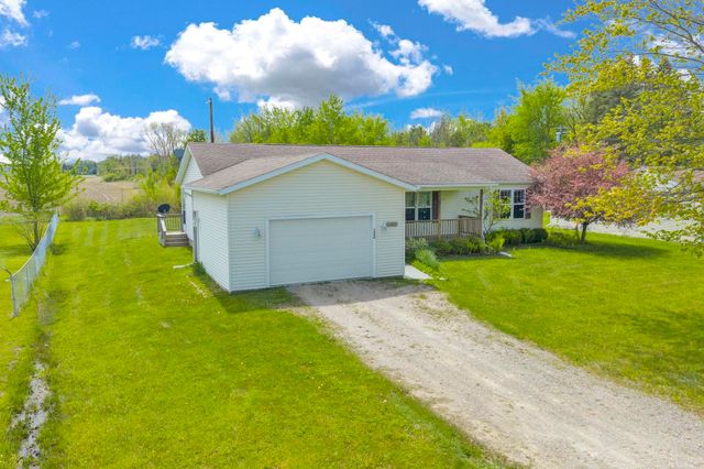 7400 Woodbine Road, Lexington, MI 48450