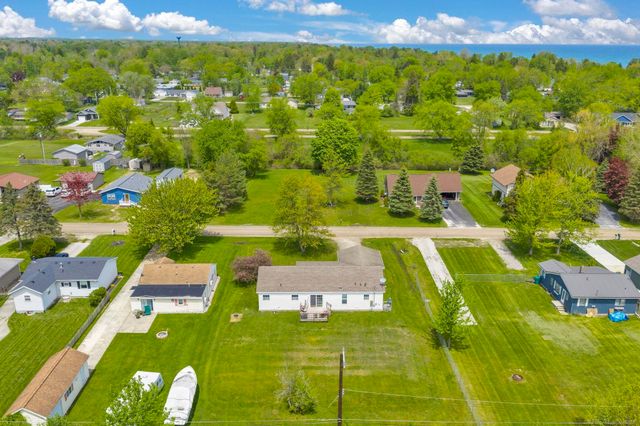 7400 Woodbine Road, Lexington, MI 48450