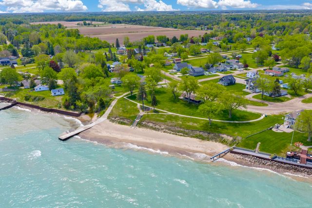 7400 Woodbine Road, Lexington, MI 48450