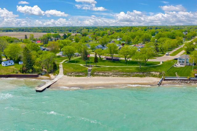 7400 Woodbine Road, Lexington, MI 48450