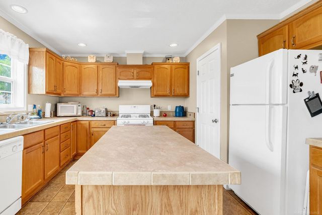 7400 Woodbine Road, Lexington, MI 48450