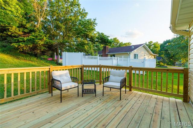 6938 Jamestown Way Drive, Florissant, MO 63033