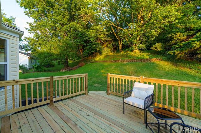 6938 Jamestown Way Drive, Florissant, MO 63033