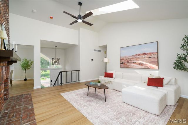 6938 Jamestown Way Drive, Florissant, MO 63033