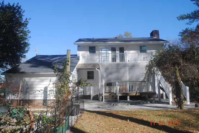 905 Sioux Drive, Jacksonville, NC 28540