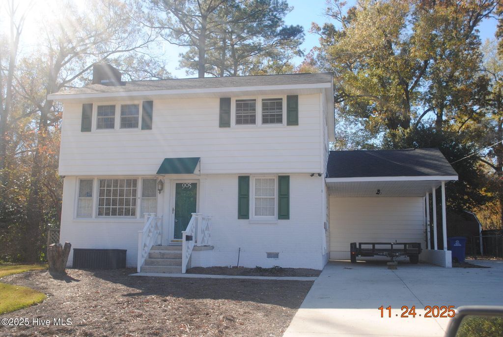 905 Sioux Drive, Jacksonville, NC 28540