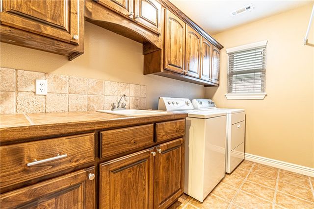 1151 Torbay Trace, Centerton, AR 72719