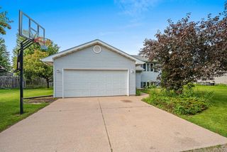 100 KOPE AVENUE, Oshkosh, WI 54901