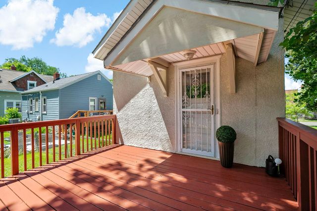 1092 21st Avenue SE, Minneapolis, MN 55414