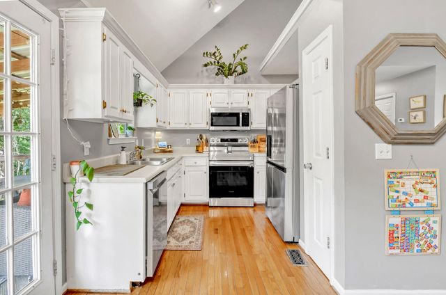 6452 White Tail Drive, Ooltewah, TN 37363