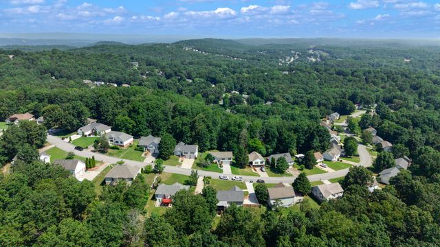 6452 White Tail Drive, Ooltewah, TN 37363