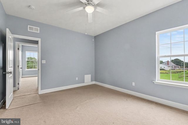 420 CORNMAN RD, Carlisle, PA 17013