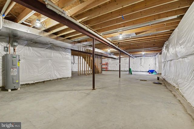 420 CORNMAN RD, Carlisle, PA 17013