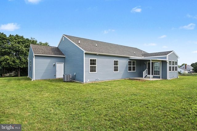 420 CORNMAN RD, Carlisle, PA 17013