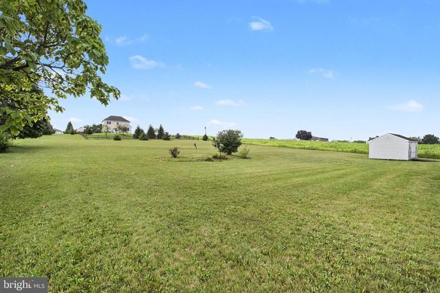 420 CORNMAN RD, Carlisle, PA 17013