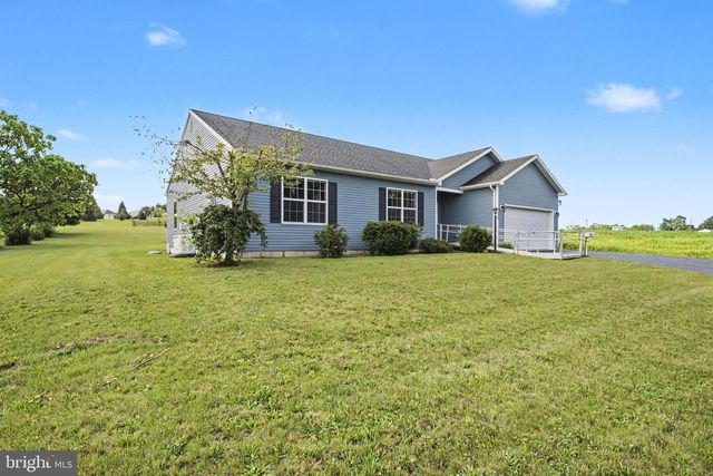 420 CORNMAN RD, Carlisle, PA 17013