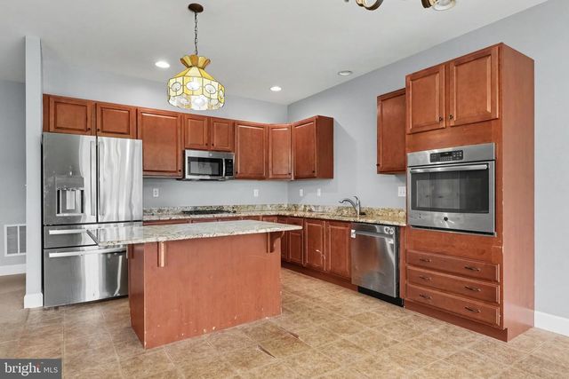 420 CORNMAN RD, Carlisle, PA 17013