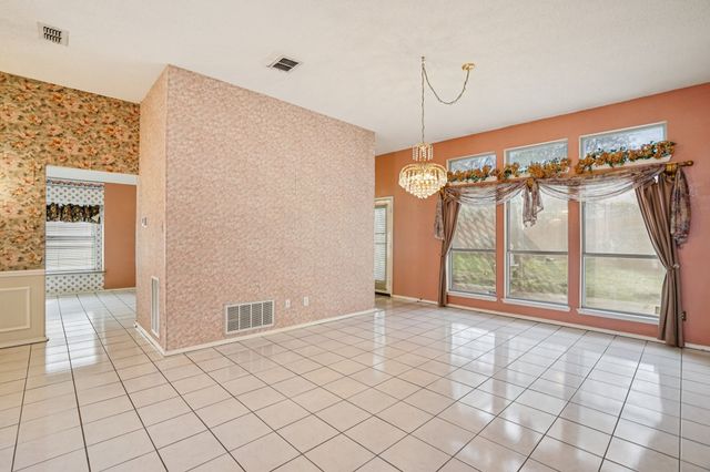 7213 Crabtree Lane, North Richland Hills, TX 76182