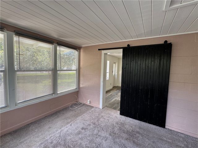 645 40th Avenue, Vero Beach, FL 32968